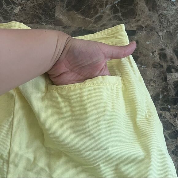 Basic Editions Size 8 Women's Yellow Capri Pants​​​​​ - Picture 8 of 10